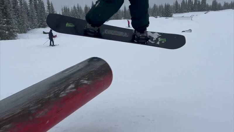 Birk Ruud på snowboard i Hafjell